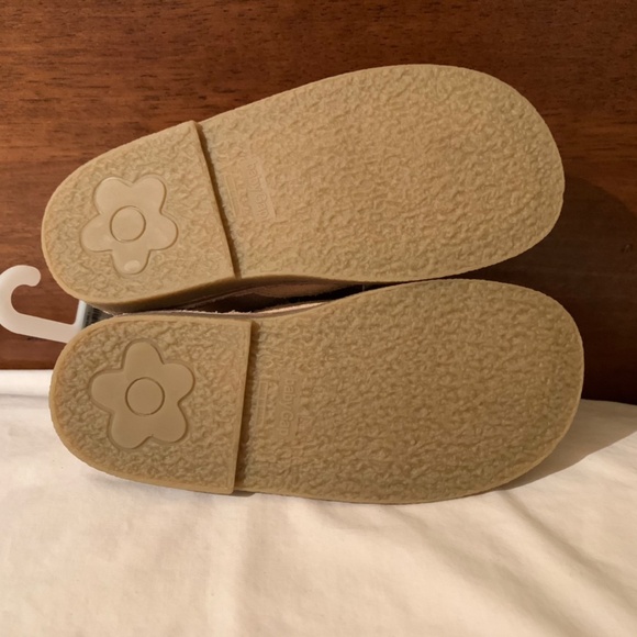 Baby Gap Suede Desert Boot with Purple Flowers Size 11 - Picture 10 of 11